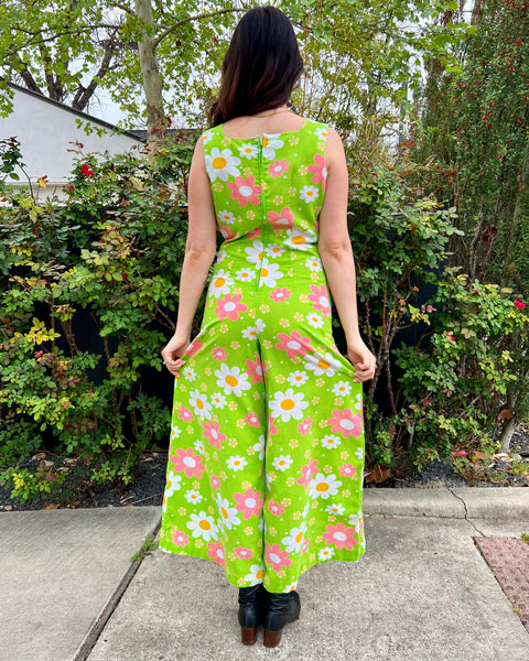 60s pink + green daisy print cotton jumpsuit (S/M)