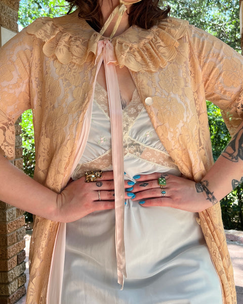 60s peachy lace duster (M)