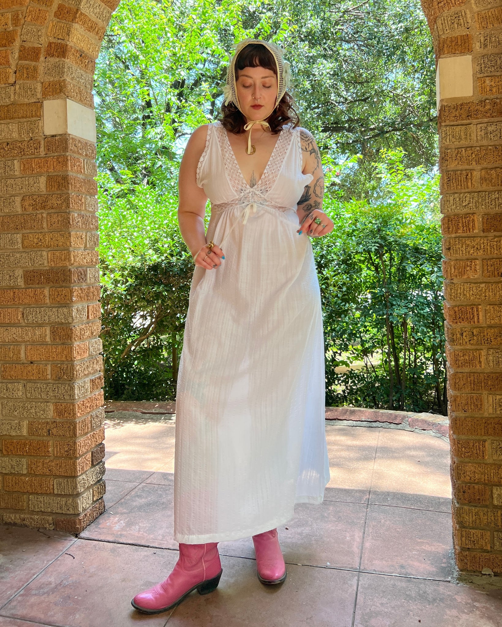 70s seersucker maxi nightgown (M)