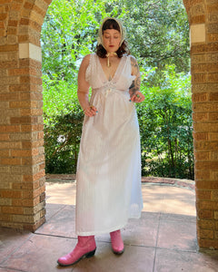 70s seersucker maxi nightgown (M)