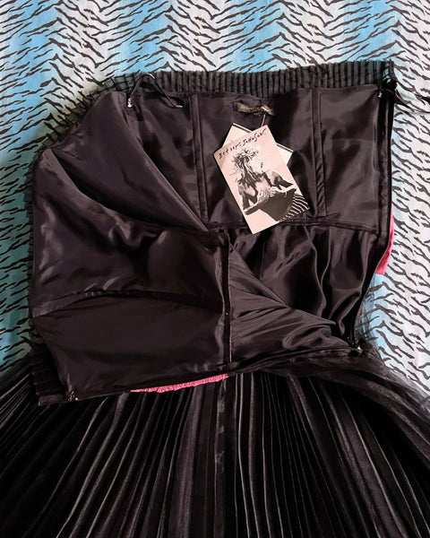 deadstock 2000s betsey johnson accordion pleat dress (XS/S)