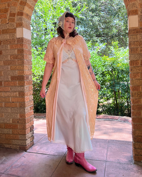 60s peachy lace duster (M)