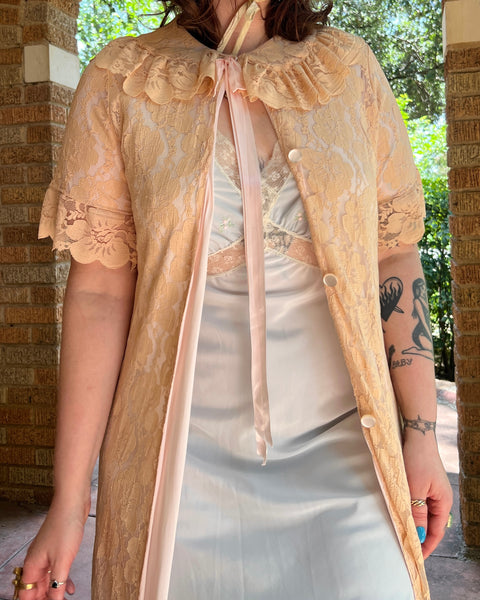 60s peachy lace duster (M)