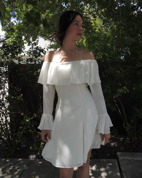 70s off the shoulder ruffle mini dress (XS/S)