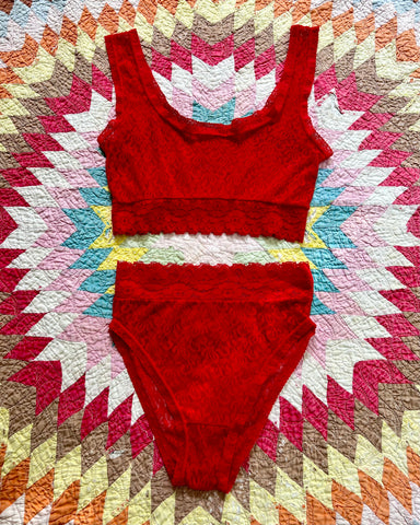 80s deadstock red lace bra + panty set (XS/S)