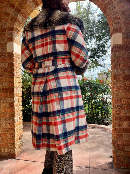 70s plaid wool coat with faux fur collar (S/M)