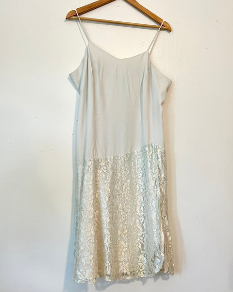 80s pale seafoam asymmetrical lace slip dress (L/XL)